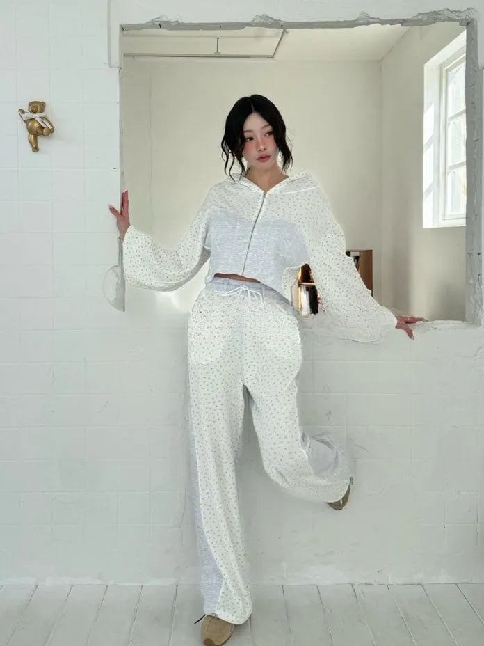 [Preorder] Flower tile zip-up with hood