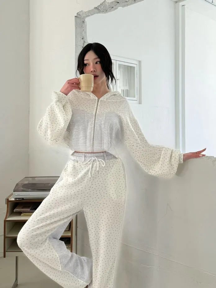 [Preorder] Flower tile zip-up with hood