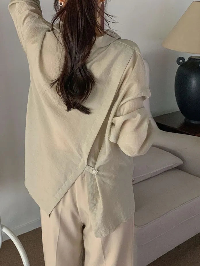 [Preorder] V-neck blouse