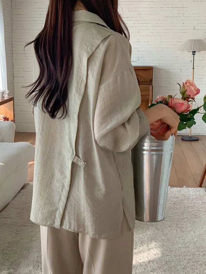 [Preorder] V-neck blouse