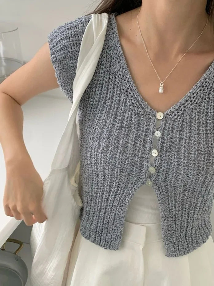 [Preorder] Knitted V-neck top