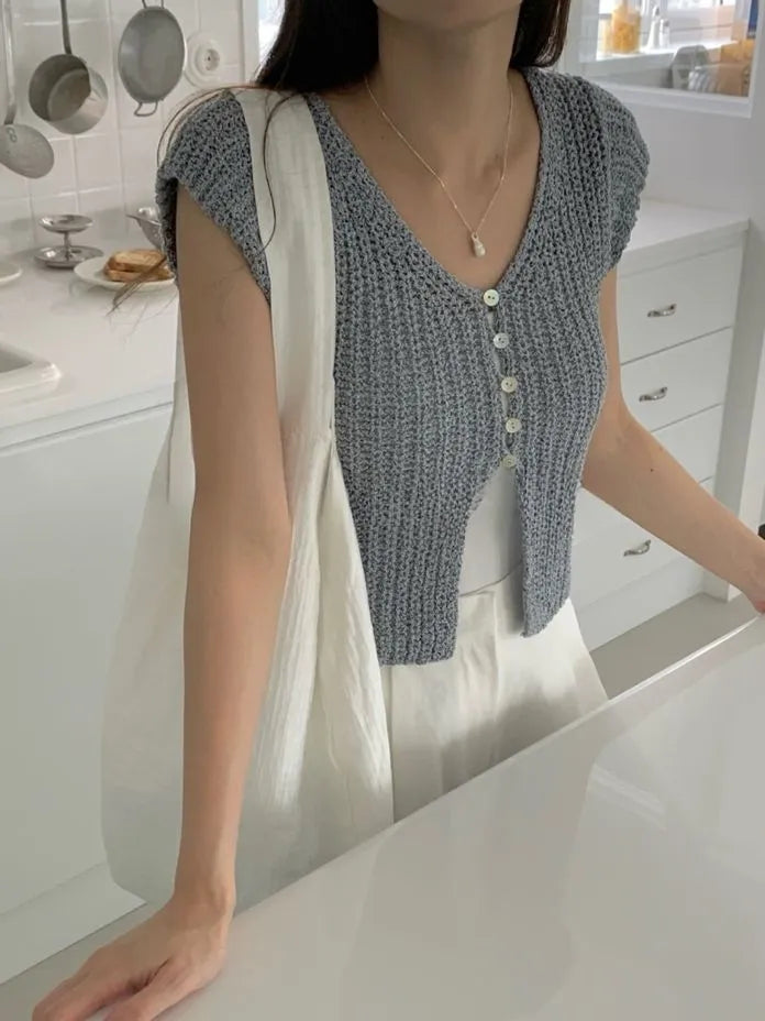 [Preorder] Knitted V-neck top