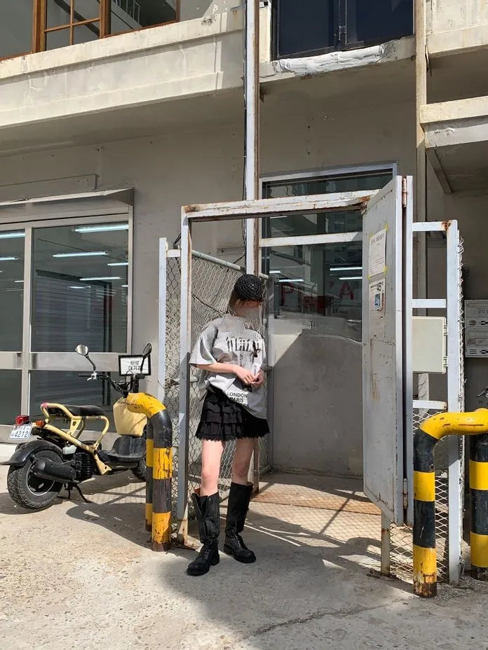 [Preorder] Weekend roses T-shirt