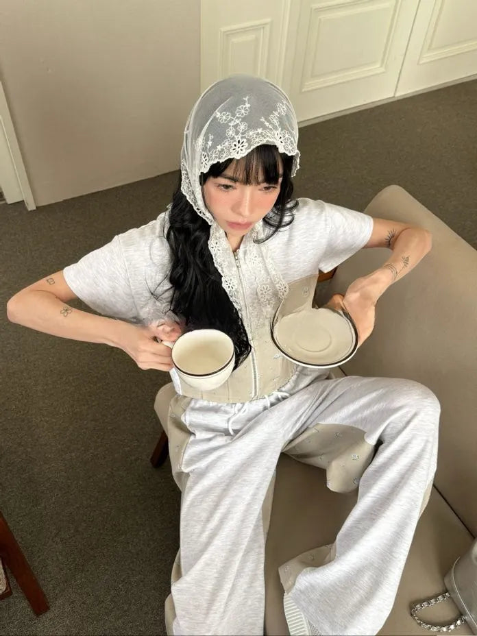 [Preorder] Flower tile zip-up with hood