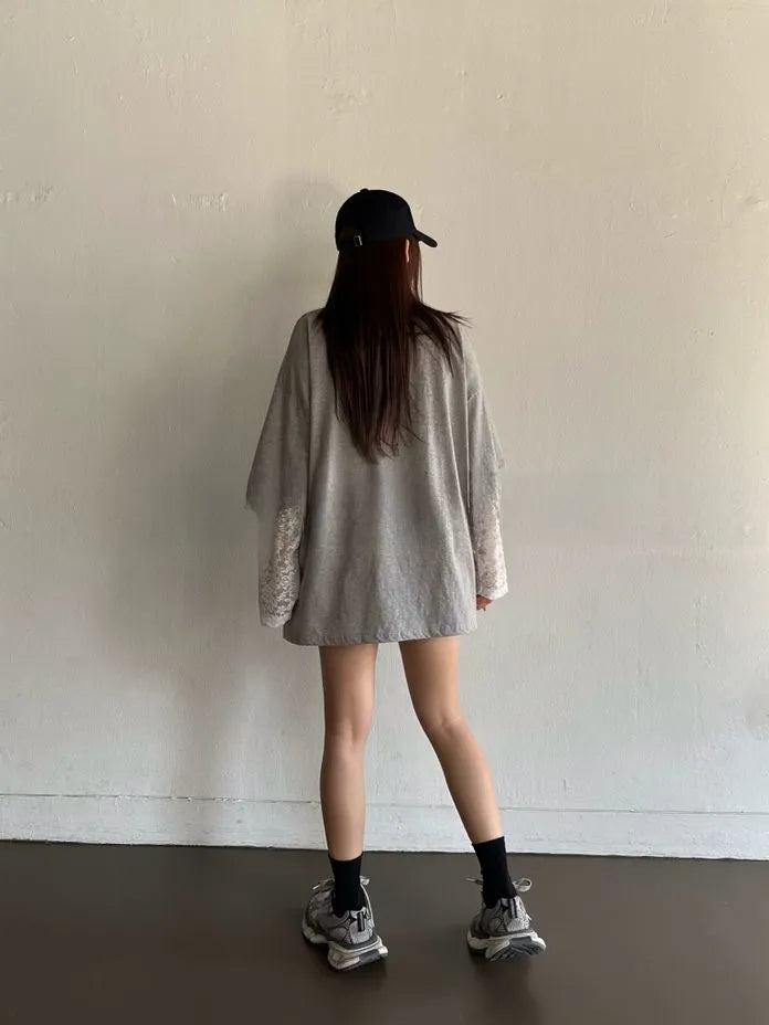 [Preorder] Fortune T-shirt with layered lace sleeve