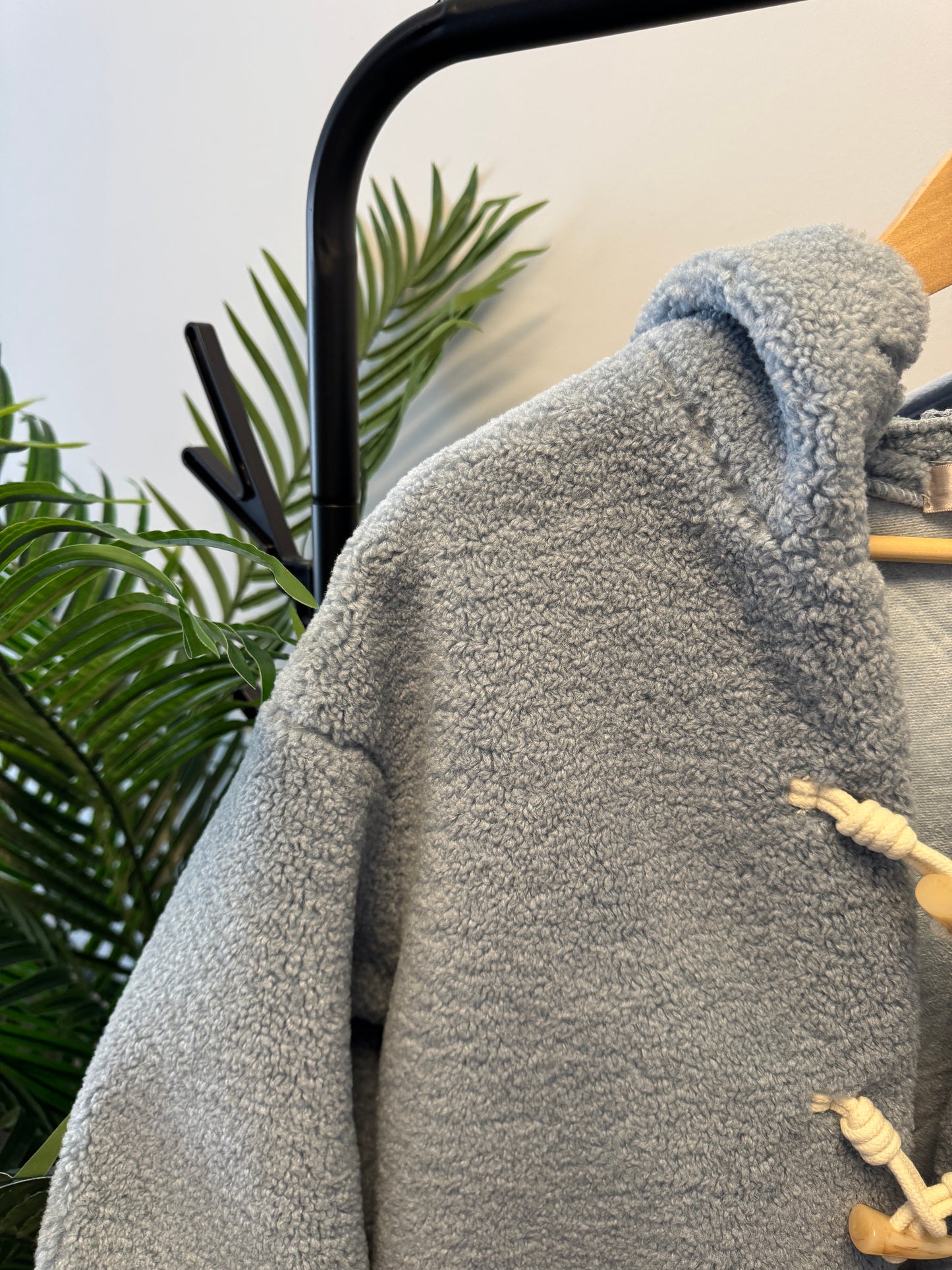 Lamb wool jacket with horn buttons