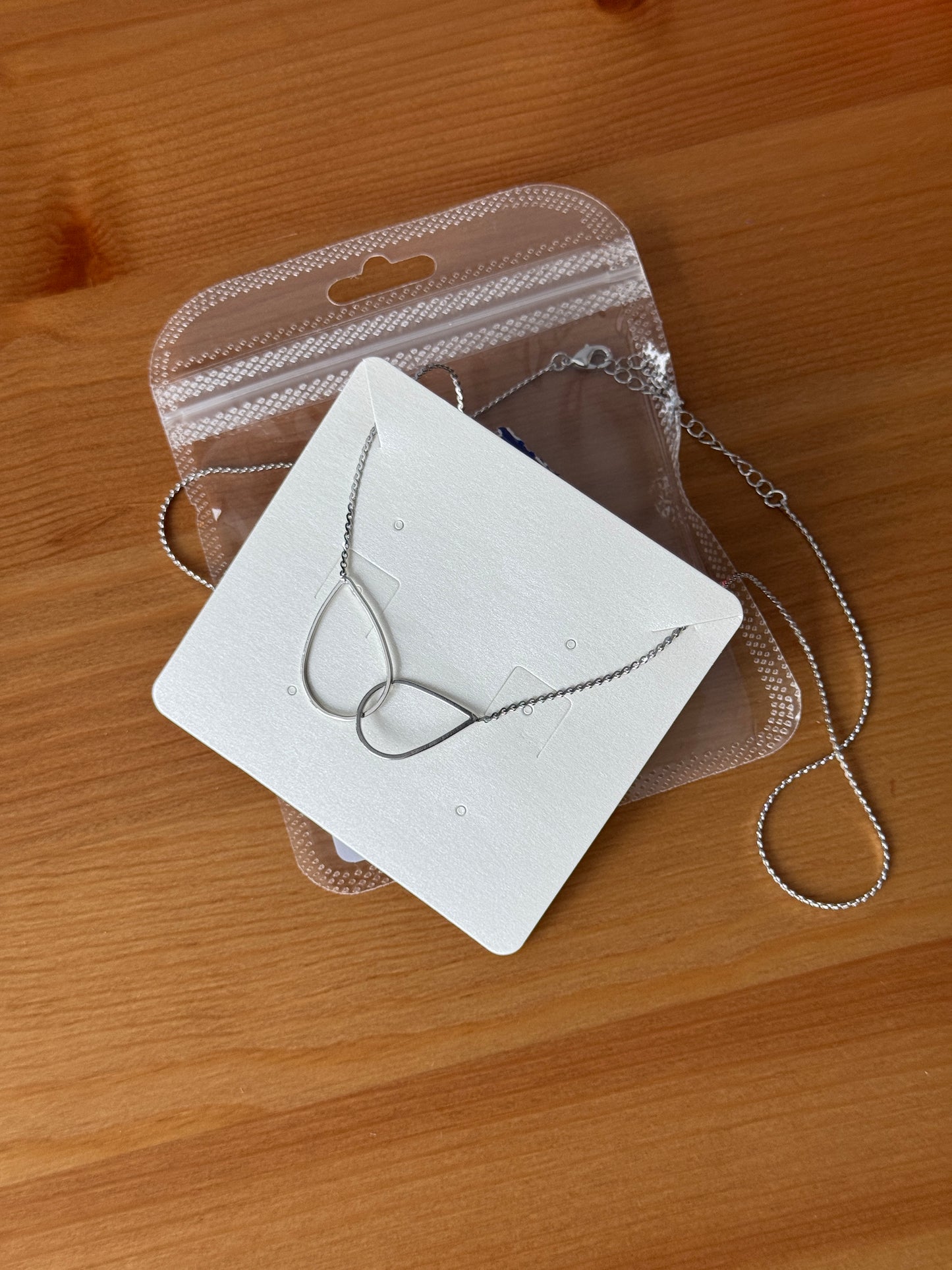 Leaf shaped necklace