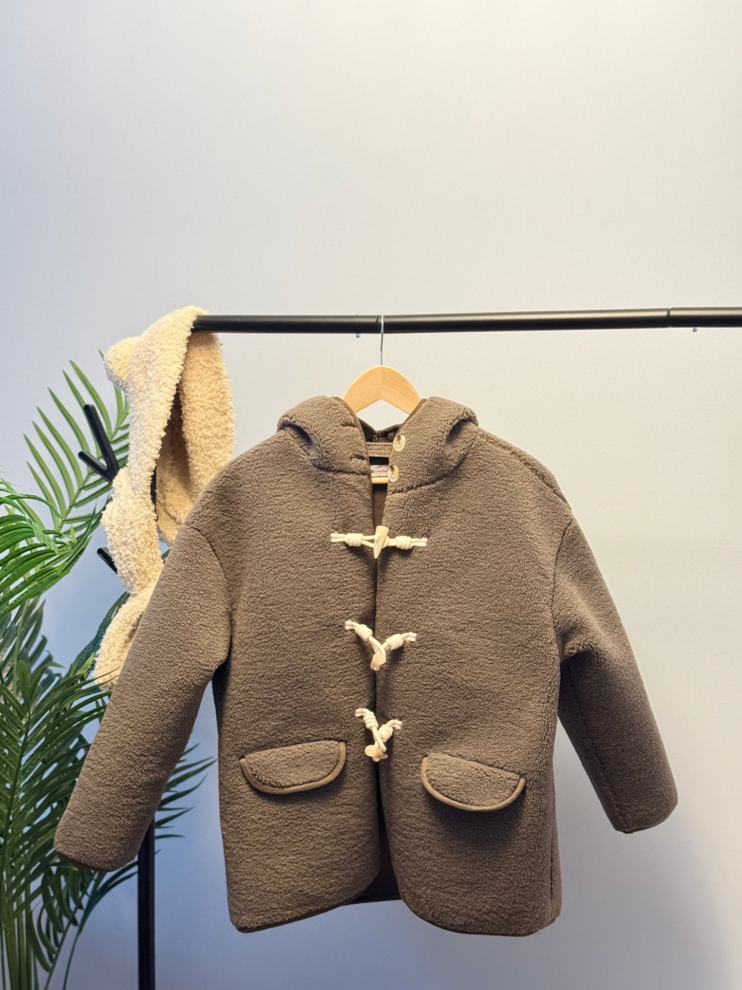 Lamb wool jacket with horn buttons