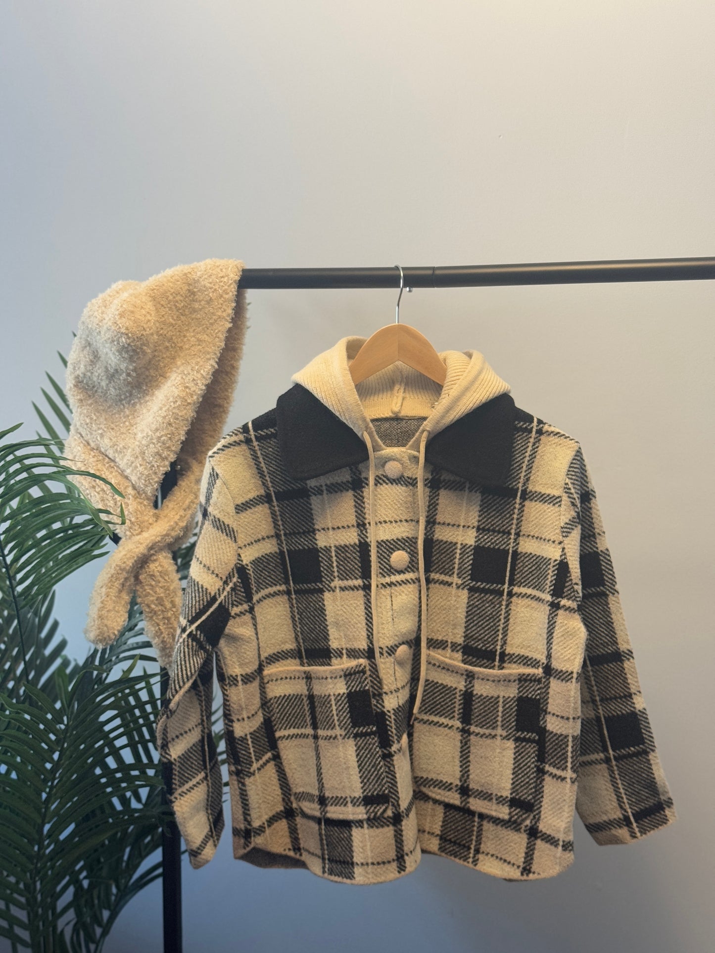 Checkered button-up hoodie with pockets