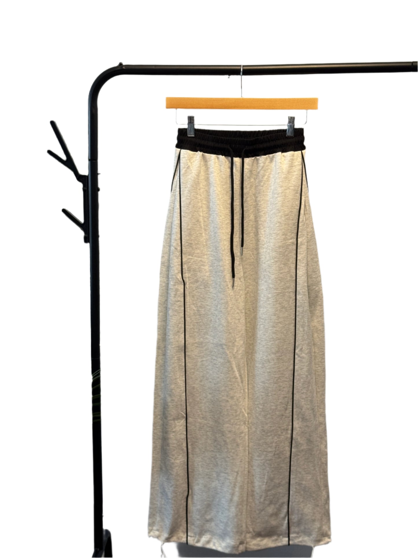 Wide leg pants with line
